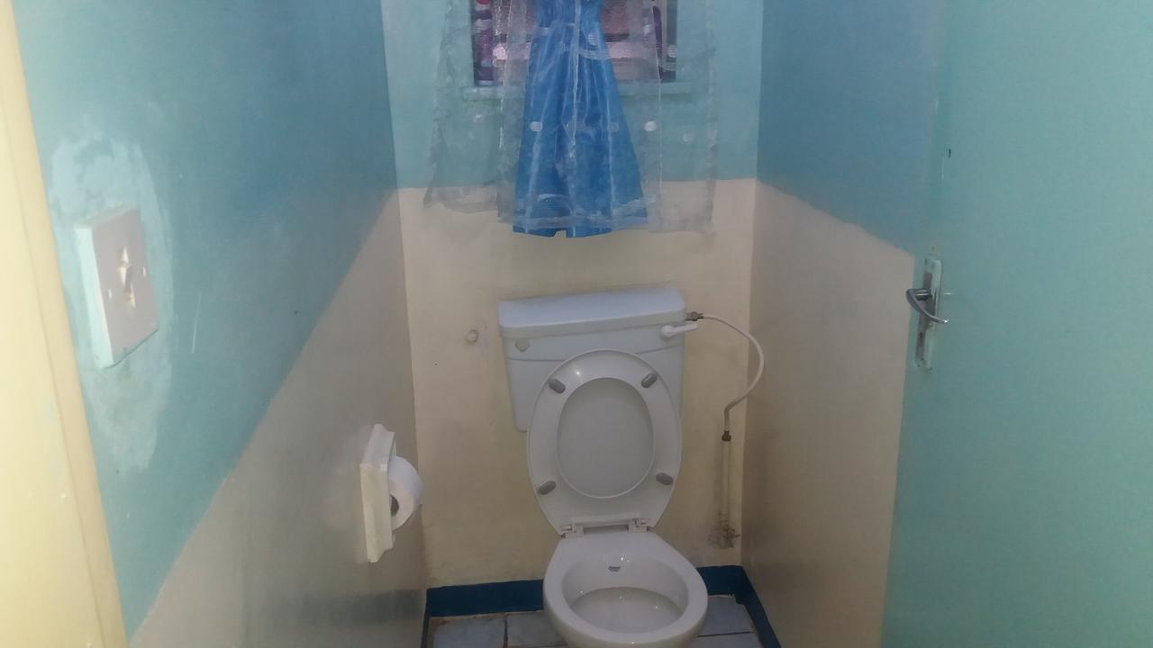 Auberge de jeunesse Kumunzi Backpackers à Lusaka Extérieur photo