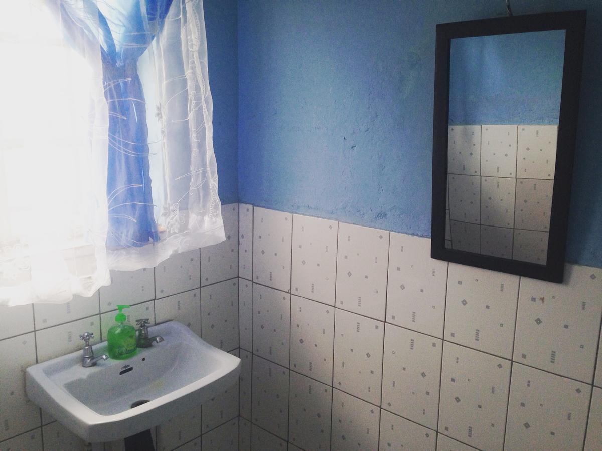 Auberge de jeunesse Kumunzi Backpackers à Lusaka Extérieur photo