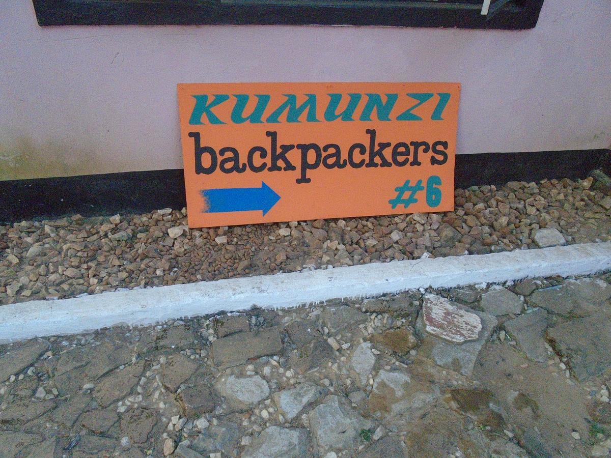 Auberge de jeunesse Kumunzi Backpackers à Lusaka Extérieur photo